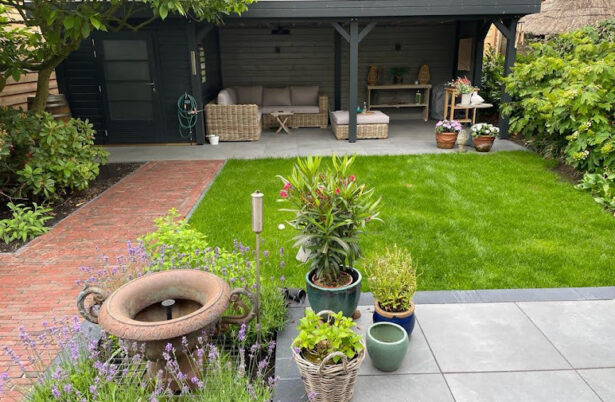 0f2e6305-08b0-4a76-ad1a-d939f3bce9a4 (1)