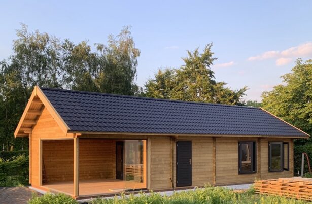 2CD1CE9C-737A-4785-BD72-5431296FA981