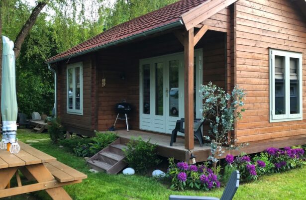 CE5ADF71-64A2-450D-AEF9-16498C7B049A